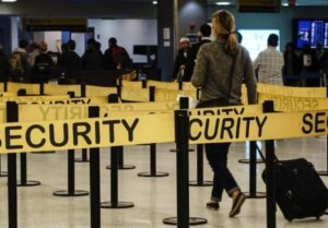 تعطیلی دولت، فرودگاههای آمریکا را فلج کرد