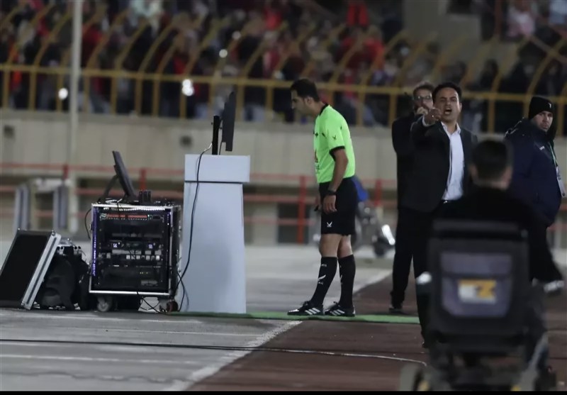 حاشیه های پرسپولیس در قزوین تمام نشد/ شمس آذر از لیگ کناره گیری می کند؟