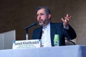 خبر مهم خطیب زاده از مذاکره/ پیام های متناقض آمریکا از طریق کشورهای ثالث