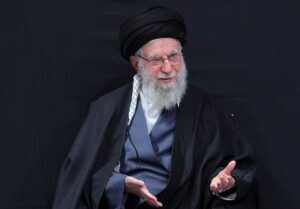 در دومین شب مراسم عزاداری شهادت حضرت فاطمه (س) با حضور رهبر انقلاب برگزار شد.