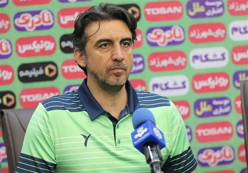 رحمتی: تعویض های اجباری نیمه اول روی پیشرفت تیم ما تاثیر داشت