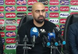 زارع: برخی تیمها به جای فوتبال به روشهای تخریبی روی آوردهاند/ سطح بازی امروز پایینتر از لیگ برتر بود