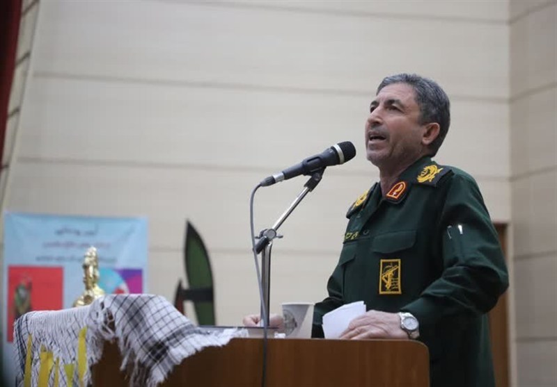 سنگر خدمت به مردم دشمن را ناامید می‌کند