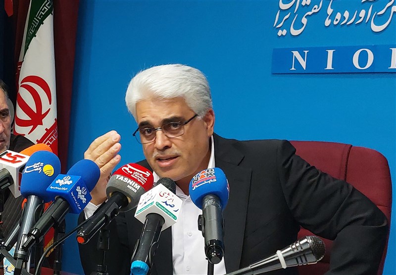 سهمیه بنزین خودروهای دارای تعویض پلاک قطع نمی شود