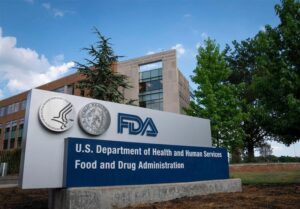 مرخصی اجباری یک مدیر دارویی در آمریکا