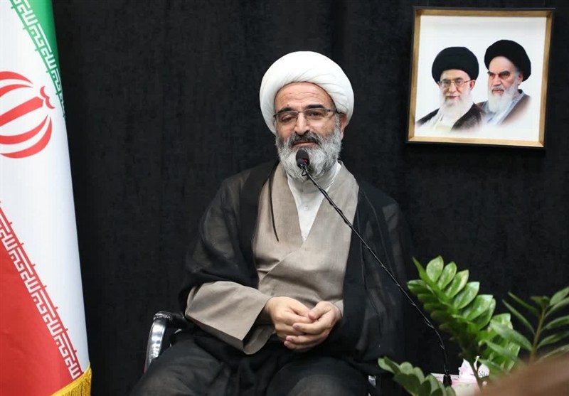 مطیعی خواستار تقویت کرسی های ستادی و آزاداندیشی شد