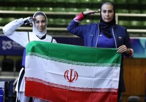 مهروز ساعی: امیدوارم مدال هایمان فردا تکرار شود/ حریفان با تیم اصلی به عربستان آمدند.