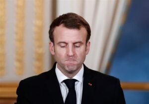 ماکرون از آزادی 2 محکوم امنیتی فرانسوی در ایران خبر داد