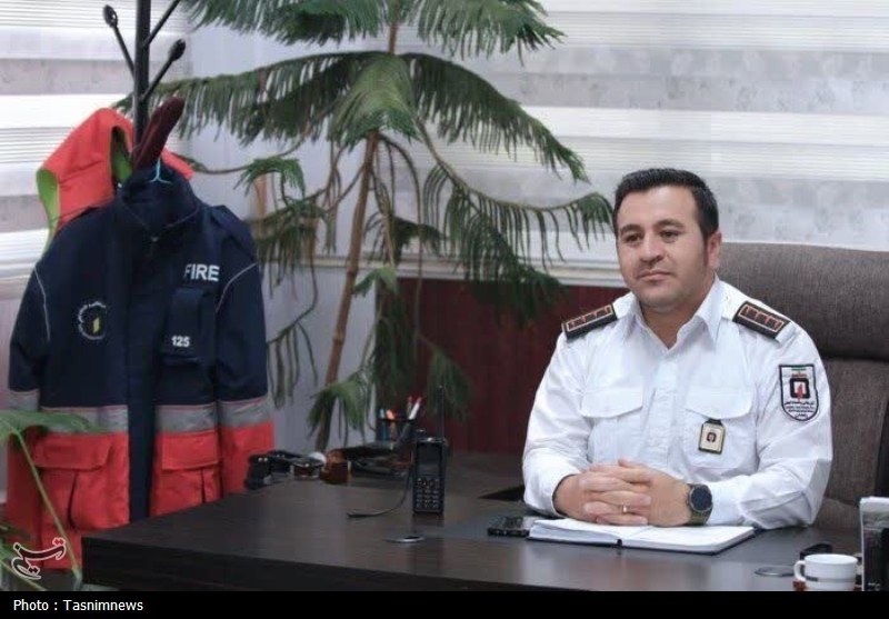 نجات 30 ساکن مجتمع «الماس» از دود و شعله‌ها