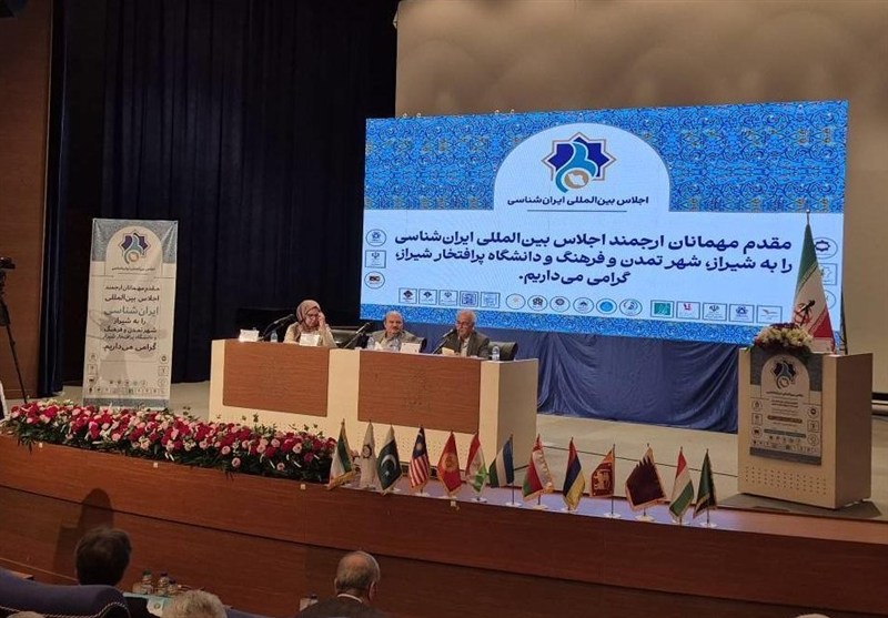 همایش ایران شناسی با محوریت حافظ با حضور 50 ایران شناس از 22 کشور جهان در شیراز برگزار شد.