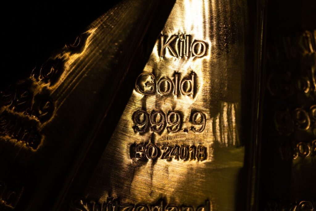 پیش بینی بانک وال استریت از آینده طلا