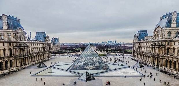 تخریب آثار تاریخی در موزه لوور بر اثر فاضلاب