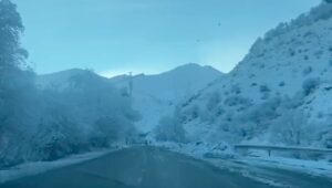 جاده کندوان سفیدپوش شده است