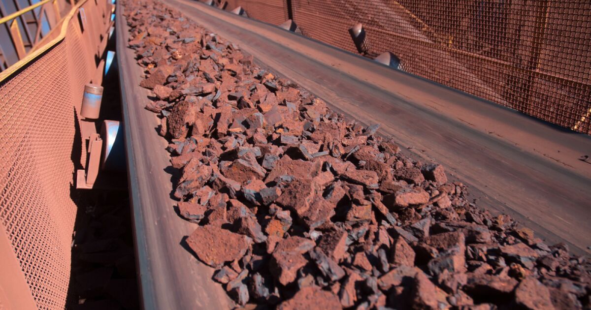 صادرات سنگ‌آهن همچنان صعودی؛ فرصتی که به خام‌فروشی می‌رود