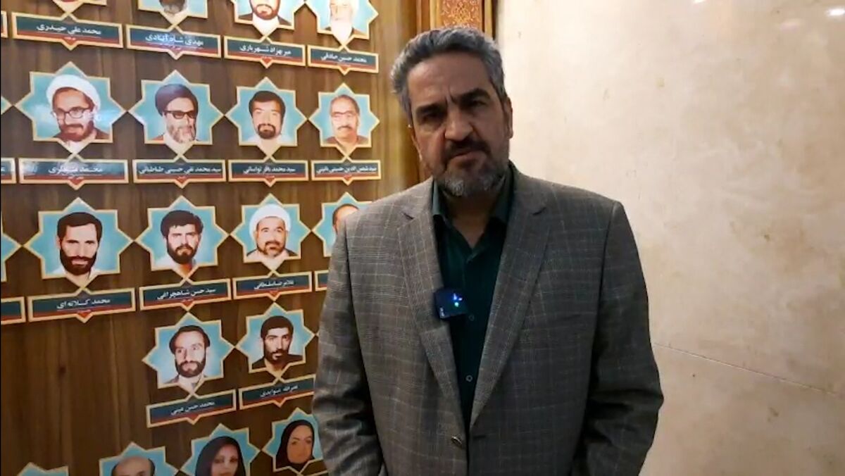 تورم بانک آینده بدون رسیدگی صحیح بر گردن مردم می افتد؛ ناترازی بانک سپه به دلیل ادغام است