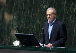 پزشکیان: می‌گویند حقوق را زیاد کنید؛ یکی به من بگوید از کجا پول بیاورم؟