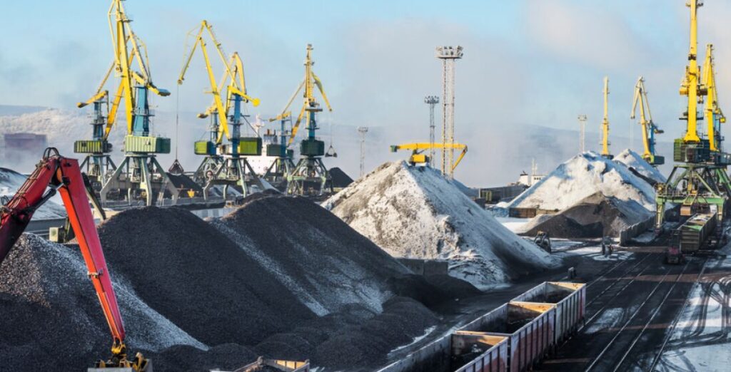 تقاضای جهانی برای زغال سنگ در سال ۲۰۲۵ به بالاترین حد خود رسید