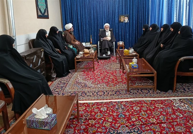 حوزه های علمیه با محوریت ترویج فرهنگ ناب اهل بیت(ع) در جامعه اسلامی