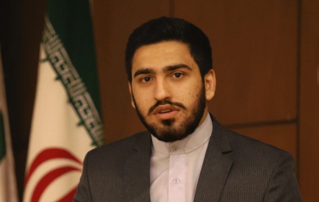 استعفای  فرزین از یک هفته پیش قطعی بود؛ اما هیچ‌کس حاضر نبود بانک مرکزی را تحویل بگیرد