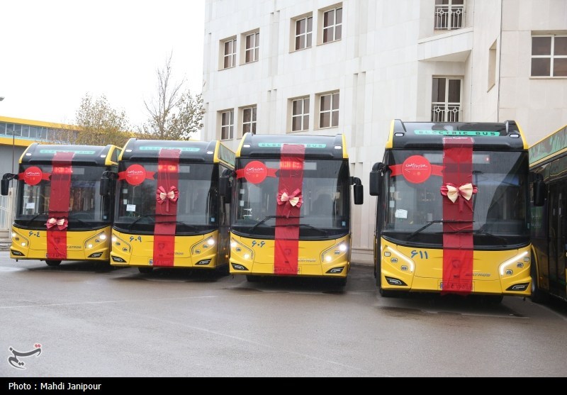 35 اتوبوس دو کابین وارد بندر شهید رجایی شد