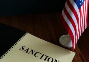 آمریکا کشتی ها و شرکت های مرتبط با ایران را تحریم کرد