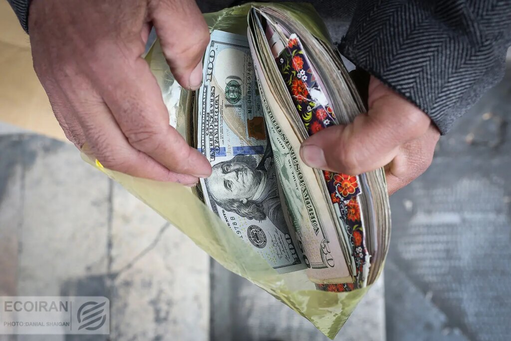 آیا قیمت دلار افزایش می یابد؟