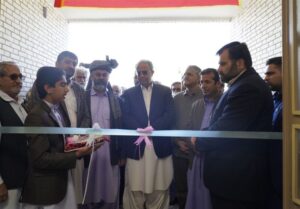 استاندار سیستان و بلوچستان مدرسه 12 کلاسه خاش را افتتاح کرد