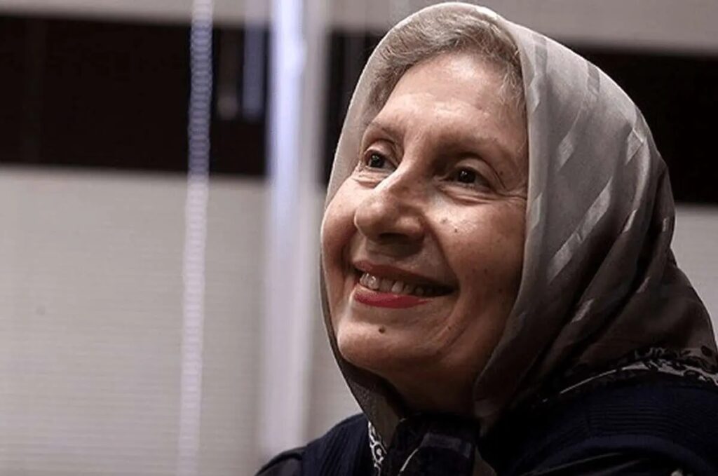 بازیگر فیلم «ابد و یک روز» درگذشت: شیرین یزدان‌بخش در سکوت خبری به خاک سپرده شد - گیمفا