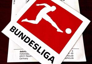 بایرن مونیخ در خانه با پنالتی از شکست فرار کرد!