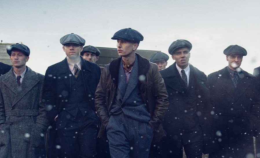 بری کیوگن در فیلم Peaky Blinders: The Immortal Man نقش رهبر نسل جدیدی از پیکی بلایندرز را بازی می‌کند - گیمفا