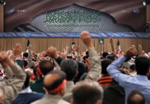 بسیج؛ تبلور هویت جمعی و زیست‌شبکه مقاومت در معماری تمدنی ایران معاصر