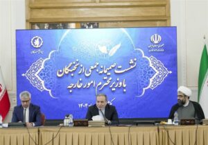 تاکید عراقچی بر اهمیت نقش نخبگان در ارتقای کیفیت تصمیم گیری