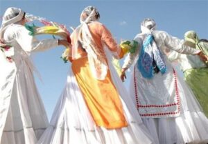 توجه به نقش راهبردی زنان در توسعه پایدار گردشگری در ایران