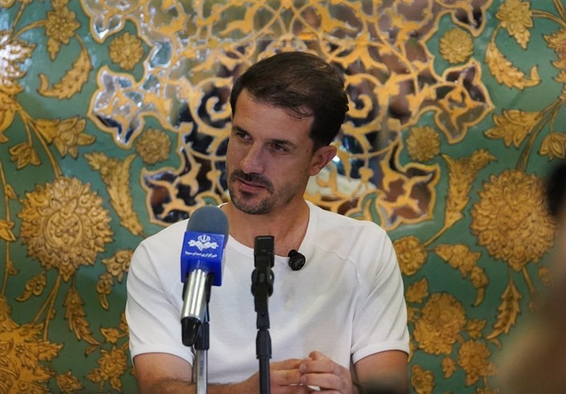 حدادی فر: منتظر بازی با تراکتور هستیم/ زمین خوب اولین نیاز یک فوتبال خوب است