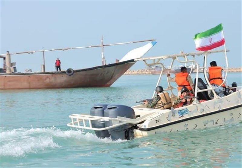 در پی اخطار دریایی تردد شناورها در سواحل استان بوشهر ممنوع شد.
