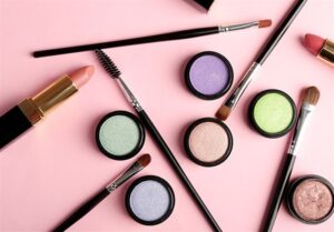 دلیل حساسیت زا بودن برخی از لوازم آرایشی/علائم آلرژی چیست؟