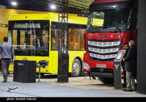 رونمایی از جدیدترین محصولات خودروهای سنگین در نمایشگاه بین المللی اراک