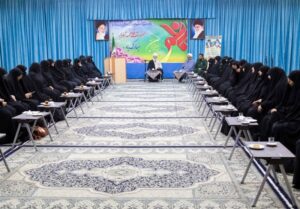 زنان باید از حضرت زهرا(س) الگو بگیرند و نسل آینده را تربیت کنند