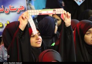 زنان سیستان و بلوچستان قهرمانان وحدت/ روایت دختر شهید سلامی از مظلومیت زنان بلوچ در فیلم