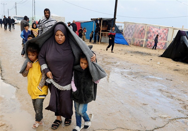 سخنگوی حماس: سرمای شدیدی در راه است و مردم غزه سرپناهی ندارند