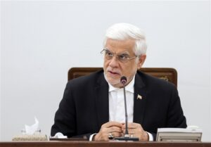 عارف: دانش آموزان از ته دل صحبت می کنند