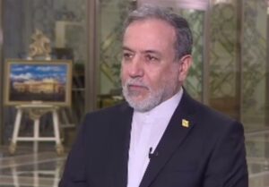 عراقچی: آمریکایی ها پیام دادند لطفا ساعت 4 صبح حمله را متوقف کنید