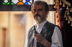 علی مصفا از ادامه همکاری با سریال «بامداد خمار» انصراف داد - گیمفا