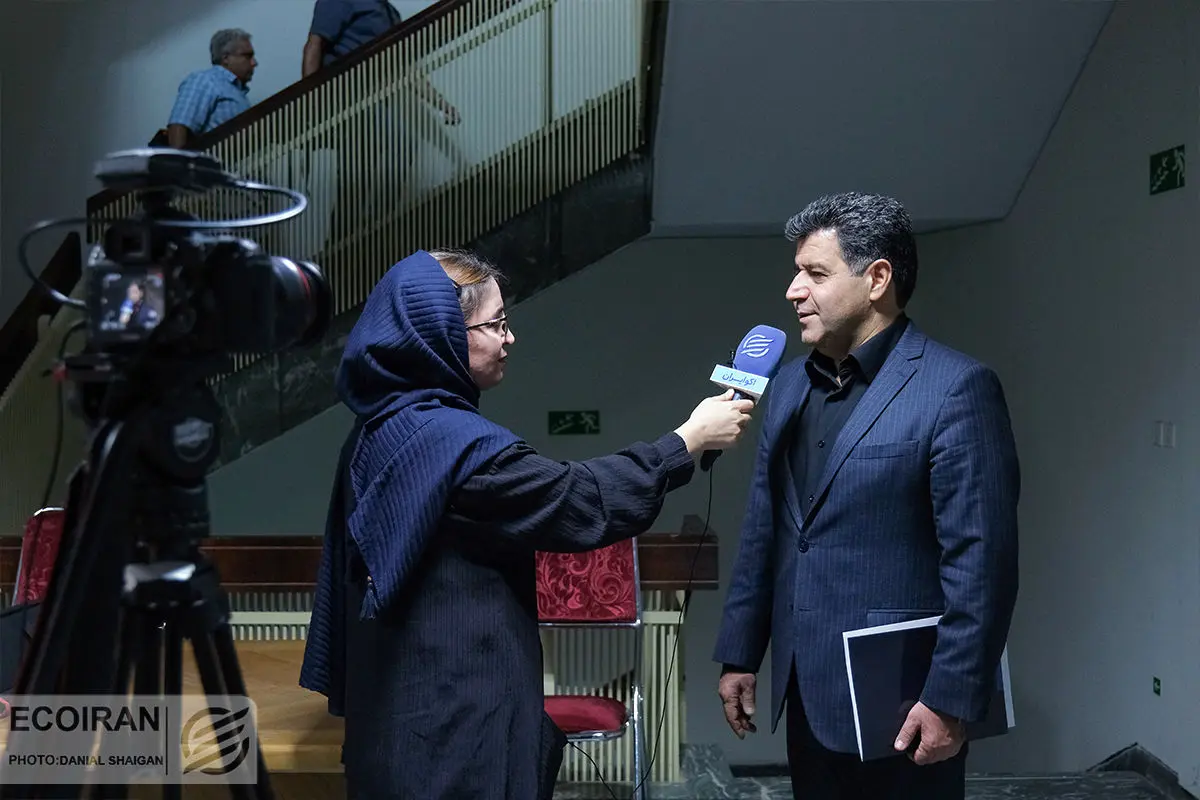 فقر سبک زندگی به وجود آمده است. ناپدید شدن طبقه متوسط ​​در ایران