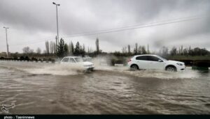 فیروزآباد با 174 میلی متر برف 25 سانتی متری در اقلیدس رکورد بارندگی فارس را دارد.