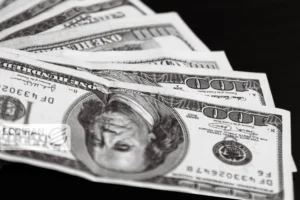 قیمت دلار امروز/ دلار 142هزار تومان شد + جدول و جزئیات کامل