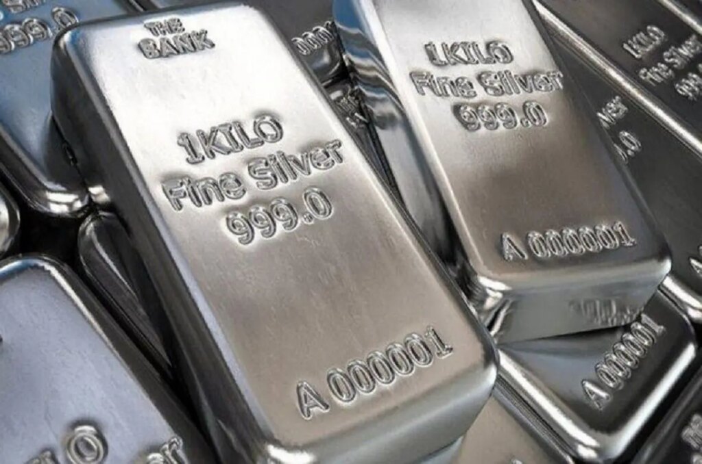 قیمت نقره پرواز کرد / دلیلش چیست؟