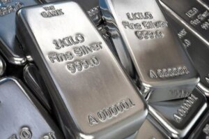 قیمت نقره پرواز کرد / دلیلش چیست؟