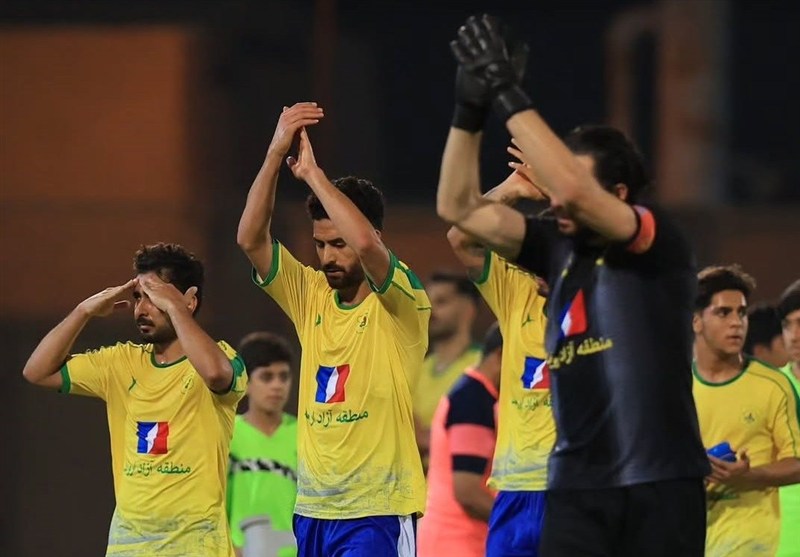 لیگ دسته اول فوتبال صعود صنعت نفت به رده دوم/ ثبت دهمین برد در رکورد نساجی