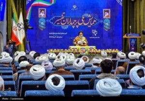 نهضت تفسیر قرآن باید راه اندازی شود